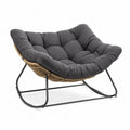 Fauteuil papasan de jardin 2 places en rotin synthétique PE beige avec coussin gris foncé et cadre acier noir 138 x 95 x 85 cm
